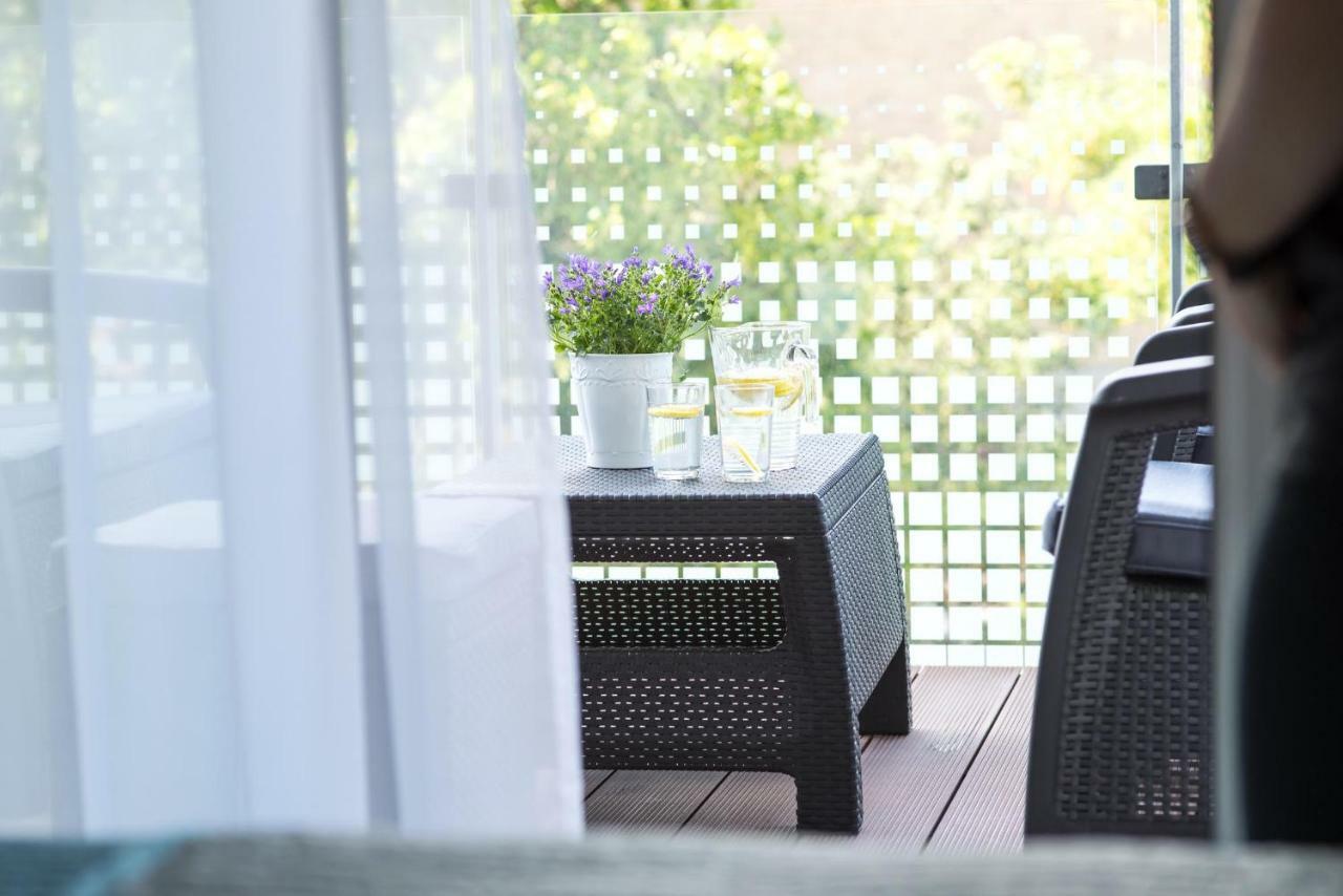 Lato Apartament Solna 11C Z Garazem Kolobřeh Exteriér fotografie